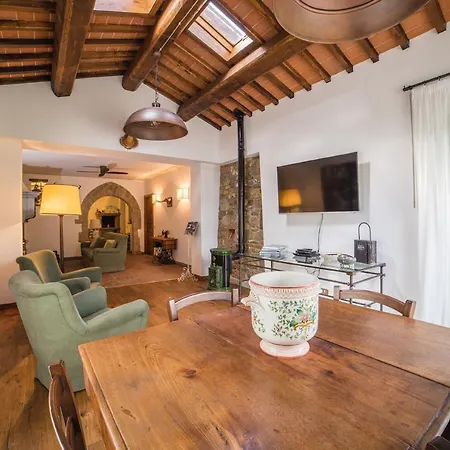 Villa Casale Silvia Parrano