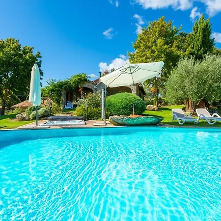 Villa Casale Silvia Parrano